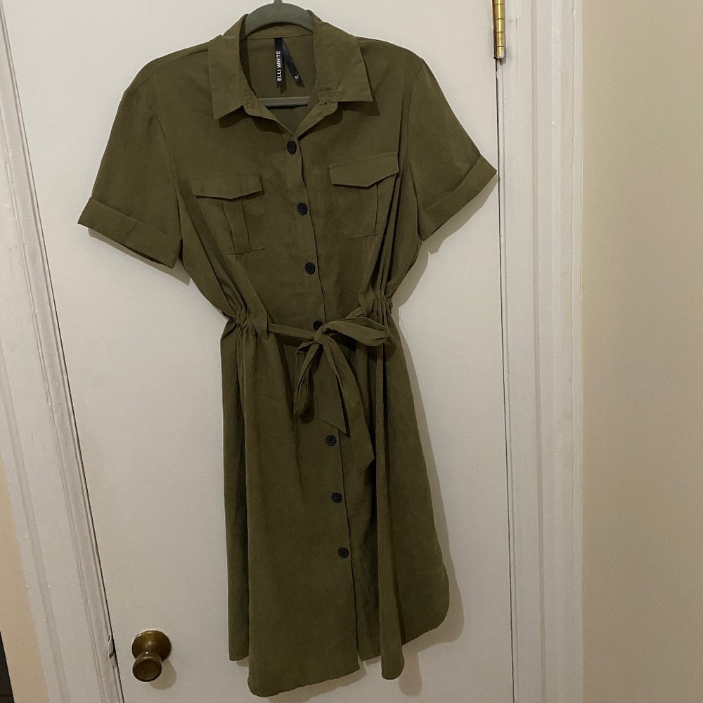 Elli White - Button front  green shirt dress